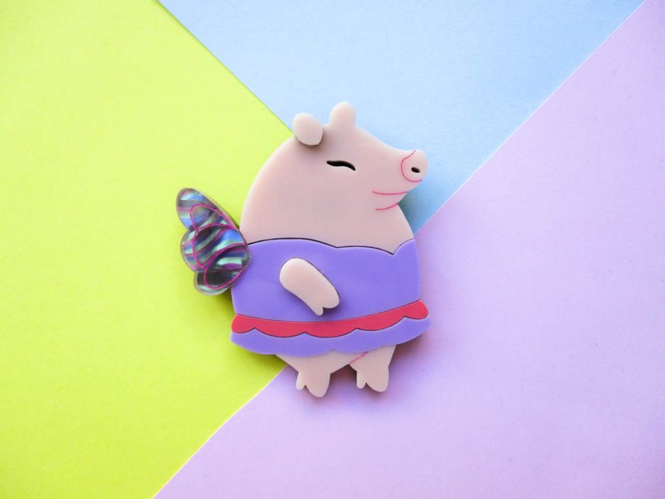 Faepig Brooch